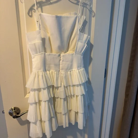 Acler Tremore Mini Dress in Ivory | Size 6 - Picture 7 of 8